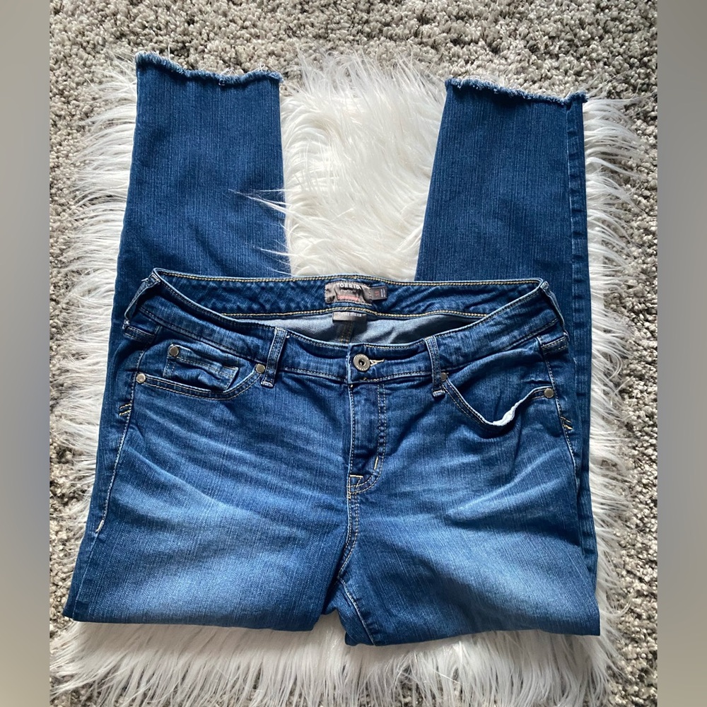 Torrid  Crop Boyfriend
